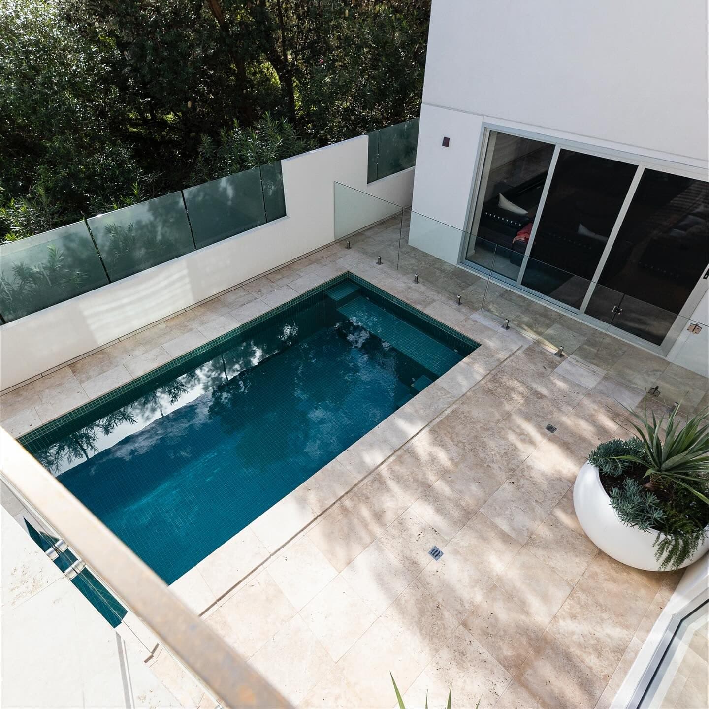 Frameless glass pool fencing from above — Avoca Beach House