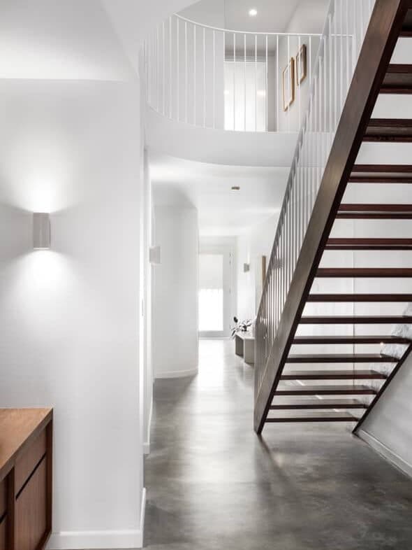 Stair and balustrade meeting the entry void
